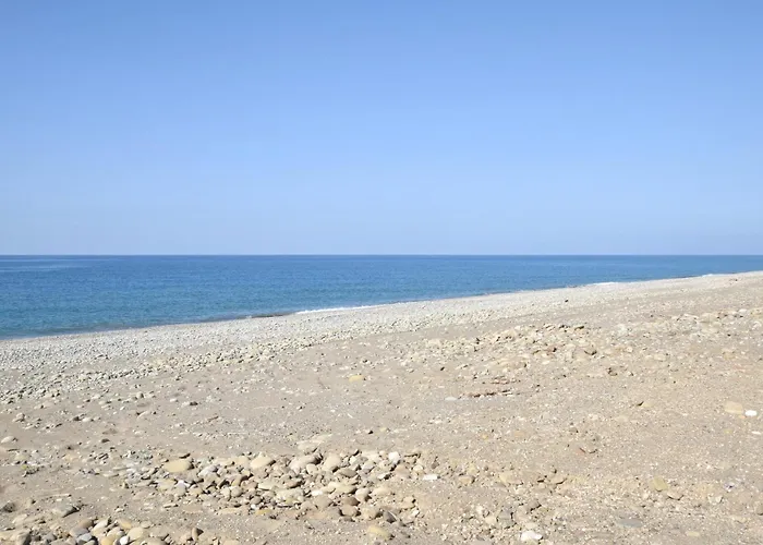 Nyaraló Lovely In *